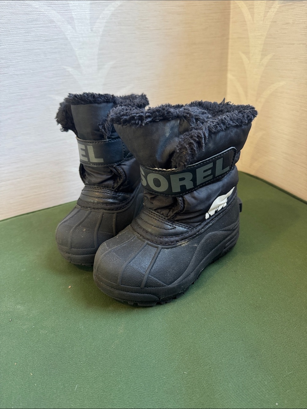 Sorel Black Kids' Snow Boots with Fleece Collar